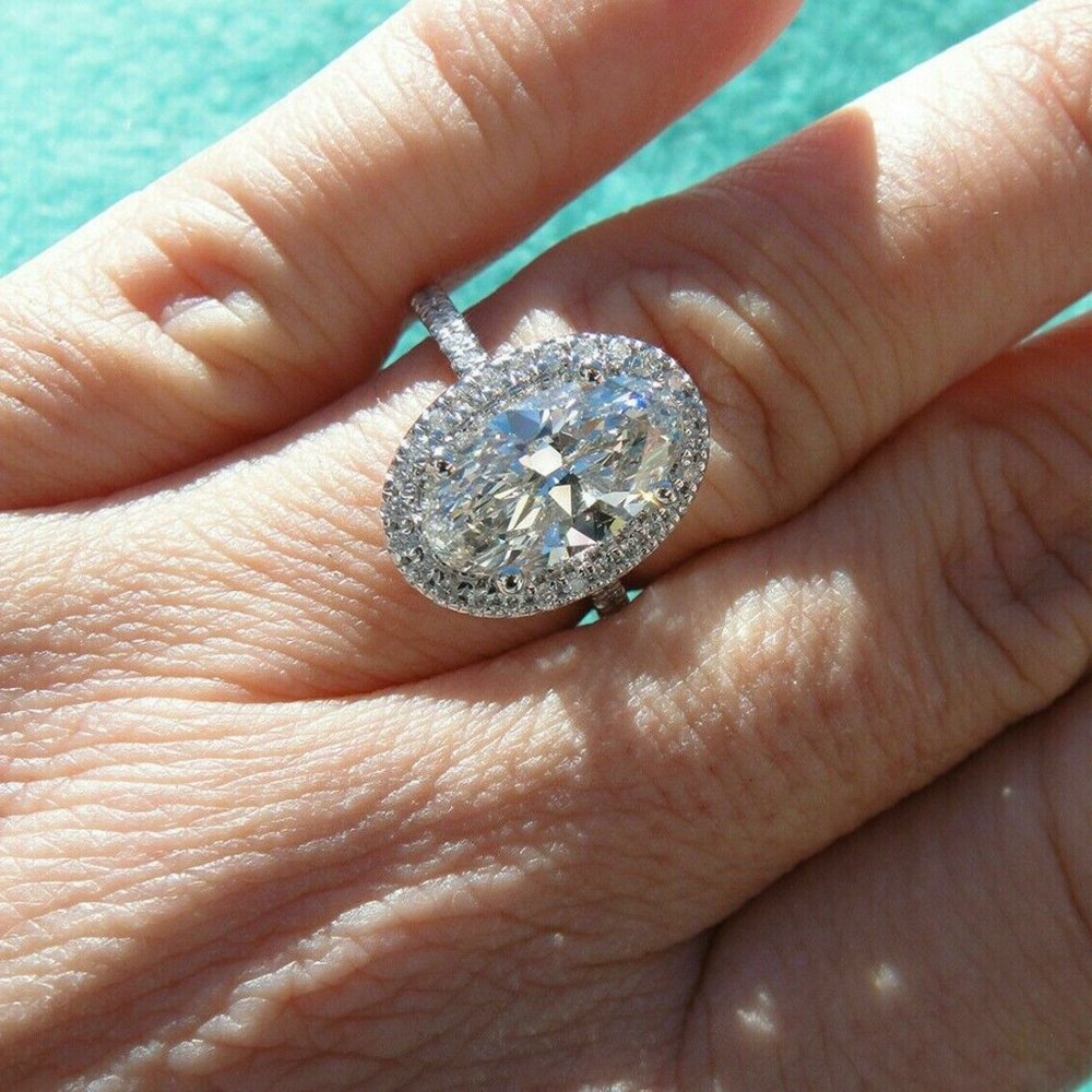 Beautiful Big Oval Pure Zircon Silver Plated Elegant Ring for Women, L113 - Picture 9 of 10